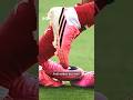 Dünya Kupası'nda çoğu futbolcu neden pembe krampon giyiyor?