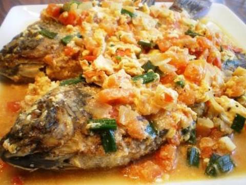 Video: Paano Gumawa Ng Casserole Ng Isda