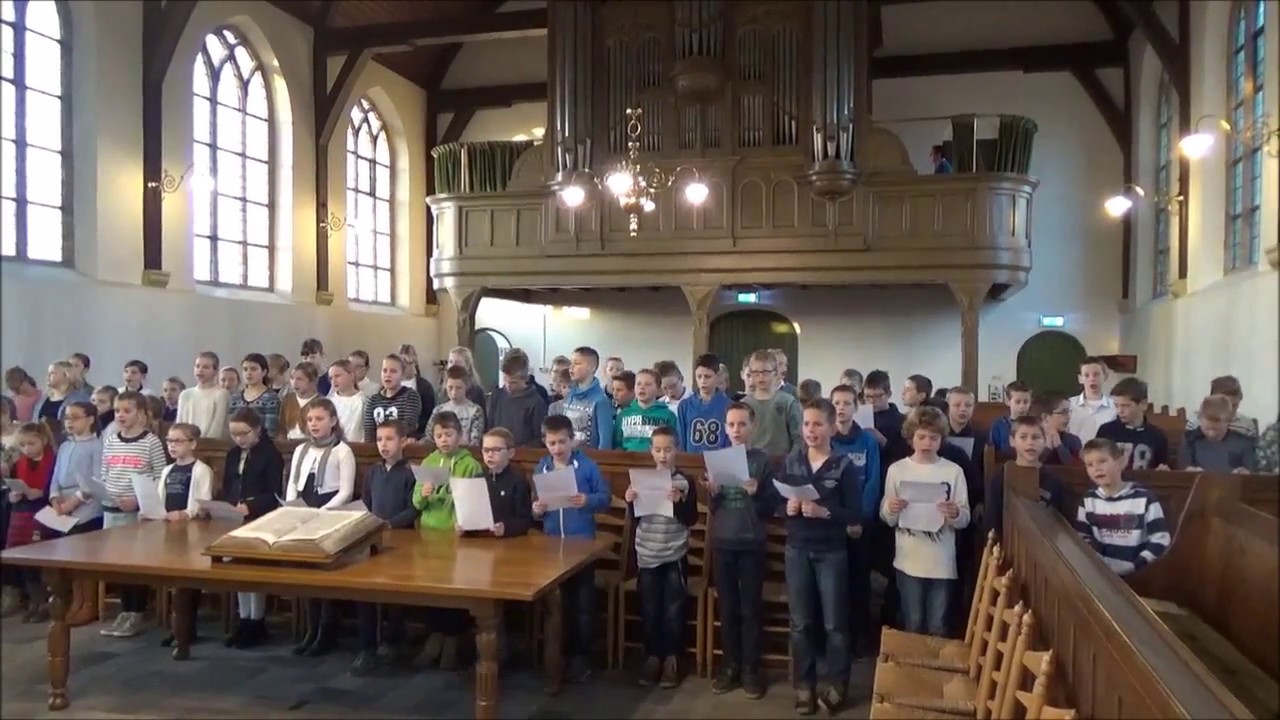 School met de Bijbel Streefkerk zingt kerstlied Bethlehem