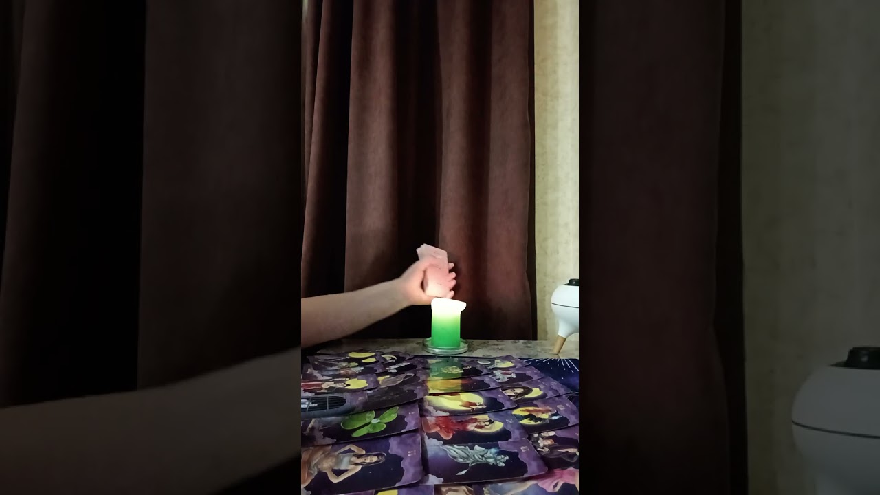 Из прошлого человек, скоро проявится 🙂ох уж очень без Вас плохо 💫