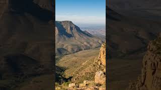 📌 The Barberton Makhonjwa Mountains in Mpumalanga are home to some of the oldest rock formations