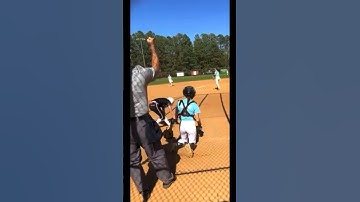 This change up 🔥🤮🥎 #softball #pitcher #change #shorts