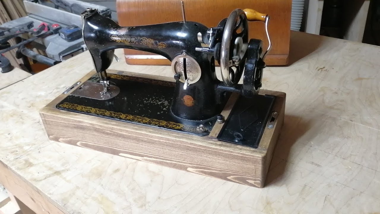 новый поддон - подставка для швейной машинки