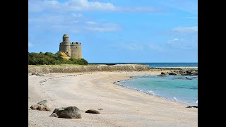 Tatihou est une île qui offre un mélange de nature et de culture pour les visiteurs.