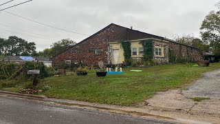 1081 South Douglas Avenue, Springfield, MO Presented by Tiffany Jamison.
