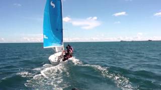 Sailing a Laser 2000 @ Weymouth
