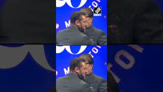 Bhai Jaan shares a warm hug with Big B, Abhishek Bachchan