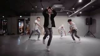 Boy with luv(Bts)-1million dance