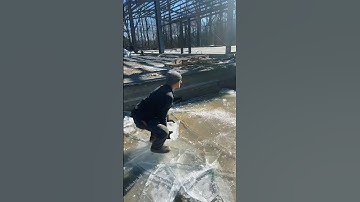 Break all the ice cubes #satisfying #asmr #ice #snow #fyp #oddlysatisfying