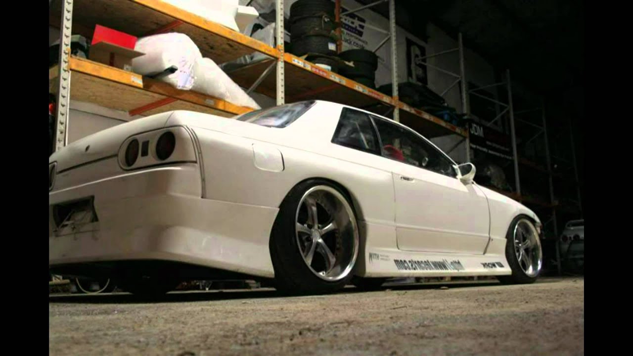 Nissan Skyline GTR 32, GTR 33, GTR 34 an the GTR - YouTube