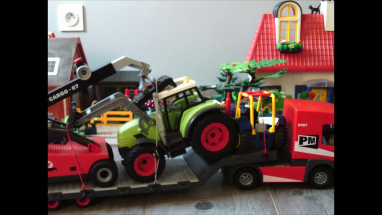 Convoi exceptionnel !Cirque  Robert Romanie prend ses quartiers d'hiver à Lyon (Playmobil)