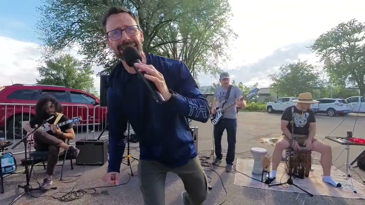 New Song Alert! - I'd Rather Be Rich (Than Famous) - performed live!