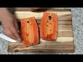 Como partir y pelar una PAPAYA paso a paso para tus licuados y desayunos!