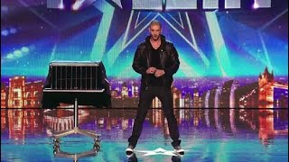 Einer Der Besten Magier Der Welt - British Got Talent