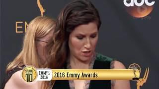 2016 Emmys Red Carpet: Fashion screenshot 5