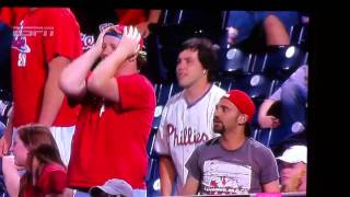 Philadelphia Phillies Fans Can't Believe Grand Slam By Dan Uggla (Atlanta Braves)