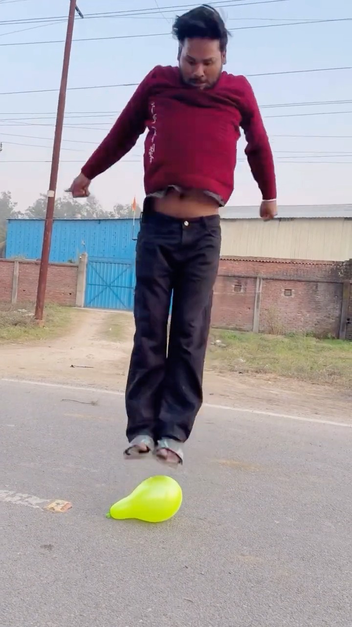 Bhoot ka jadui Balloon fod diya Part 2 #comedy #funny #youtubeshorts #shorts #shortsfeed