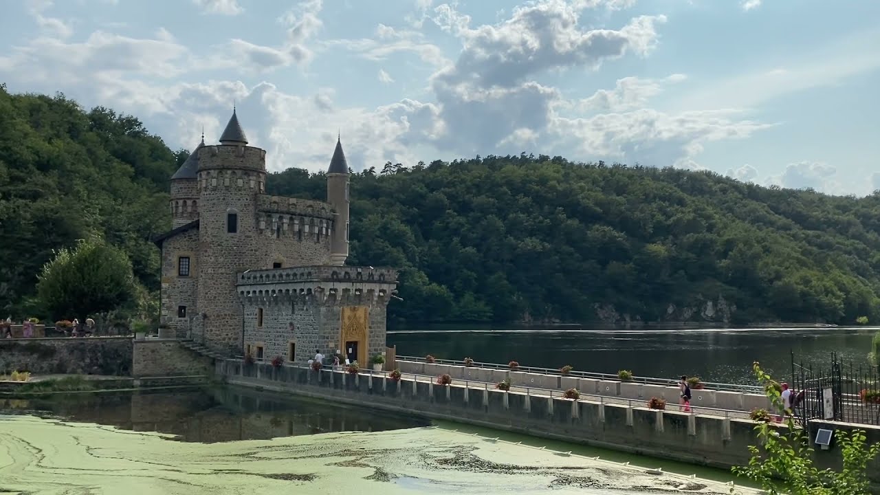 The Castle Saint Priest la Roche, Walking tour, Rhône Alpes, France, Château de la Roche
