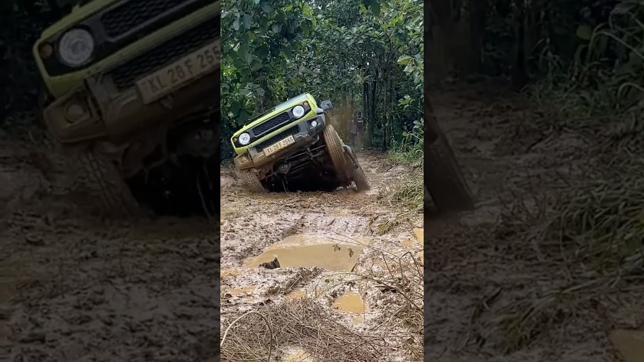 Price winning lap V12 race Angamali..Jimny 