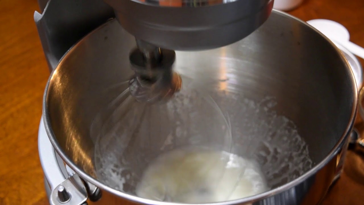 Making a Small Batch of Royal Icing 