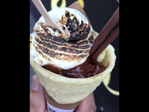 This marshmallow crepe
