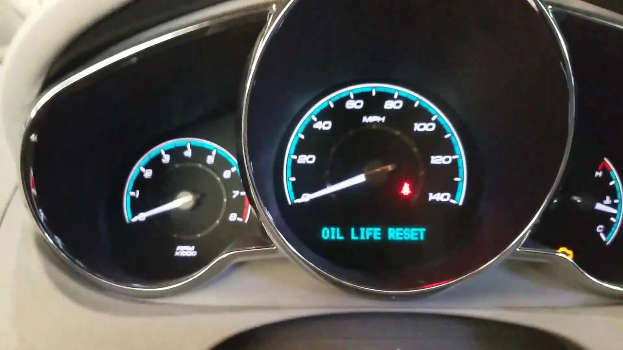 Reset oil light 2011 Chevy Malibu - YouTube