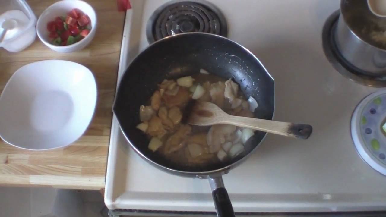 Poulet aux Noix d'Acajou