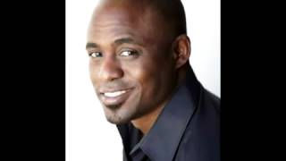 Wayne Brady Calls Out Bill Maher Over Obama Comments "The Black In Me Will Slap The Shit Out Of Him"