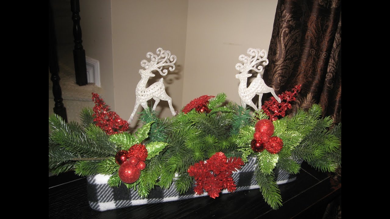 DIY CHRISTMAS CENTERPIECE/DOLLAR TREE DIY/CRAFT IDEA/HOME DECOR