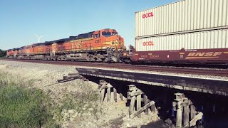 💪🎯💪 Powerful 4-Unit BNSF Pulls a 2-Mile Double-Stack!!! 😳💪