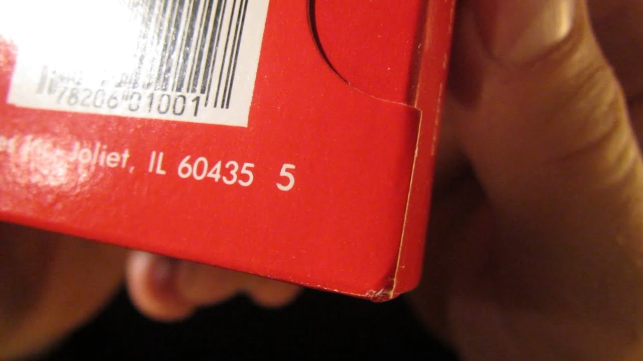 1983 Uno cards with front logo TM and big back cutouts No. 2 unboxing