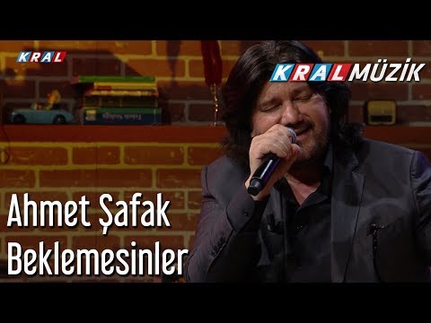 Beklemesinler - Ahmet Şafak