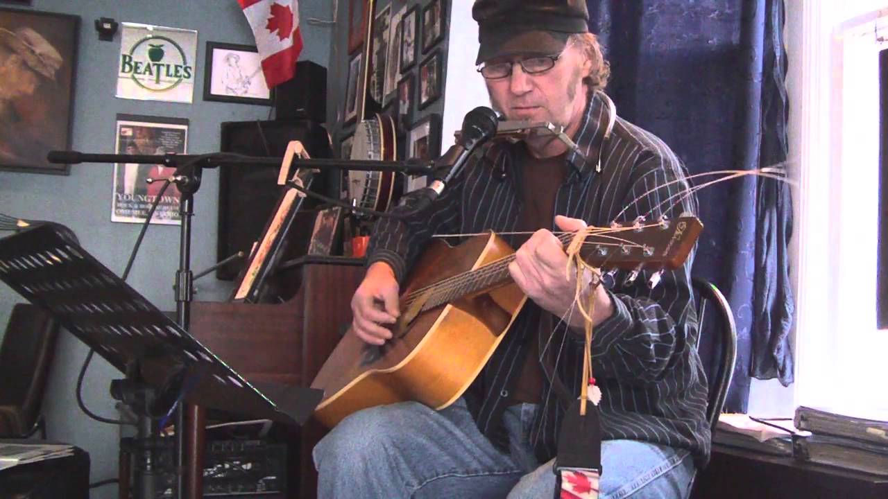 NEIL YOUNG 010 sad movies, with harmonica ( cover) YouTube