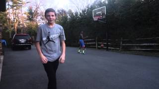 1 on 2 Basketball