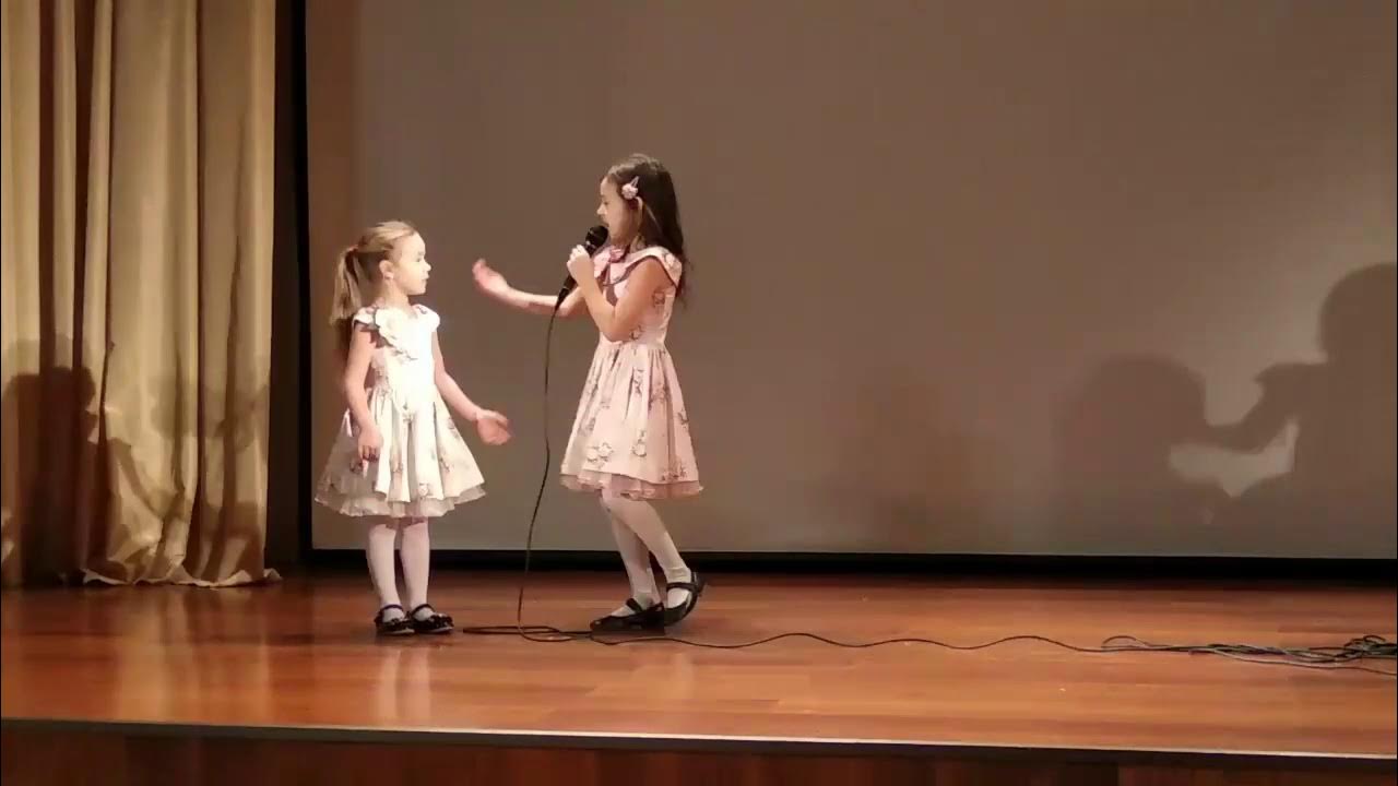 танец две сестры. старшая сестра петь. танец две сестрички. митя стаев 2023. танец для 2 девочек.