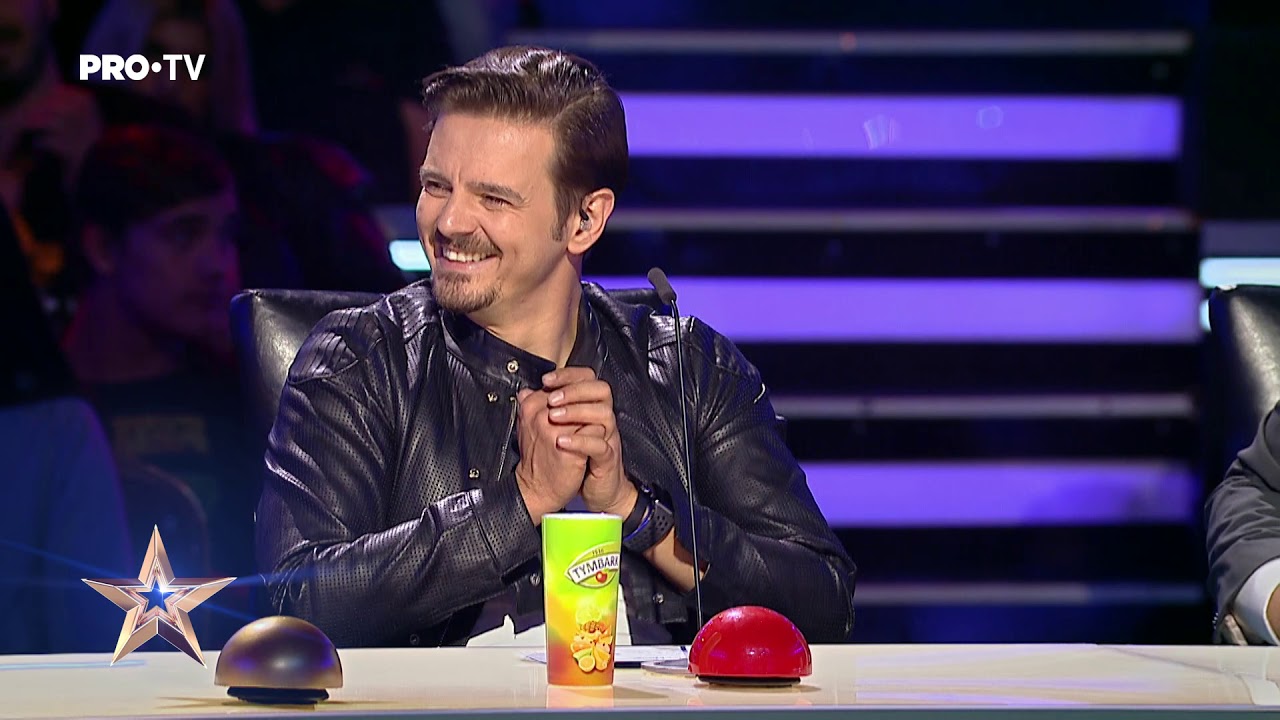 ⁣Uimitor cu câtă ușurință trece de la o tonalitate la alta | Sergiu Gliga - Românii au Talent