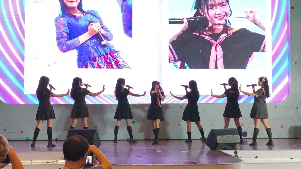 UPgirls - Rasa Ini [Fancam] | WARRIOR FAMS CUP DORITOS 