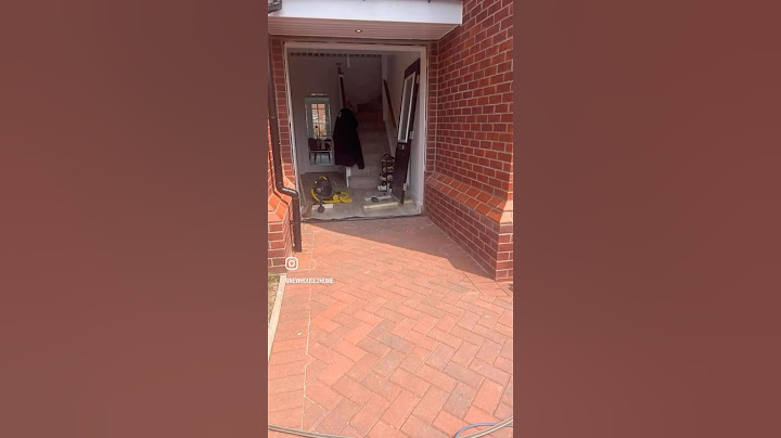Removing the front door in our new build house #disastermanagement