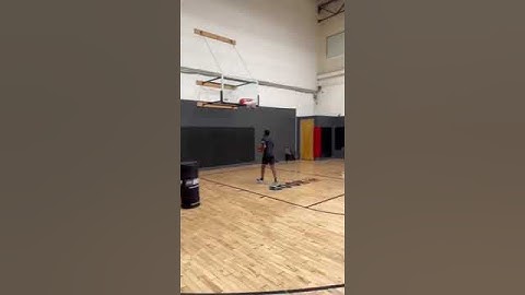 Ben McLemore and Kentavious Caldwell Pope working on their two man game! #jushoop #shorts