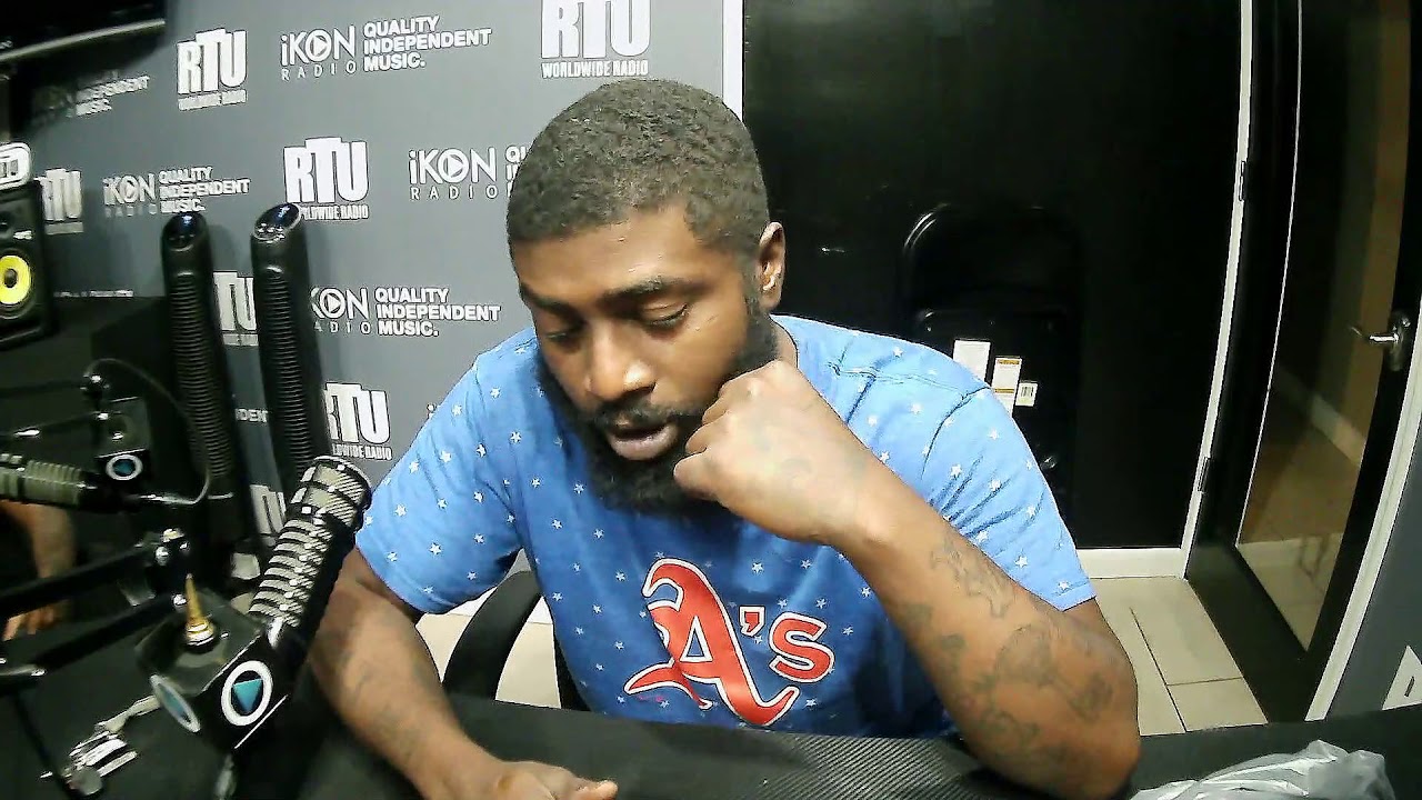 Why did B Magic leave St Louis to Arizona?