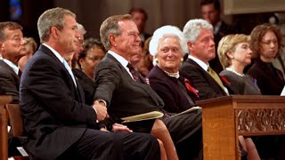 The gesture George H.W. Bush offered his son at a memorial service after 9\/11