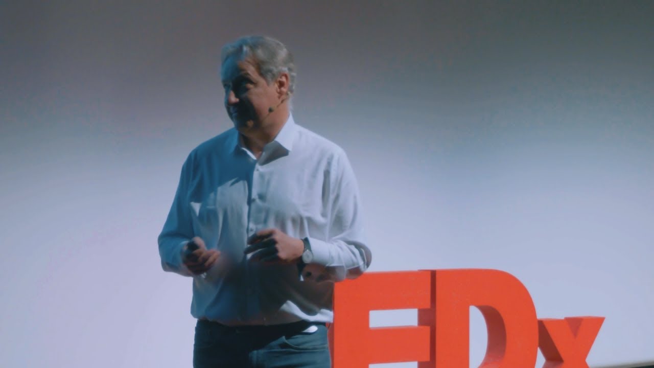 Stephen Rudy Le Corbusier | Stefan Rudy | TEDxLaChauxdeFonds - YouTube