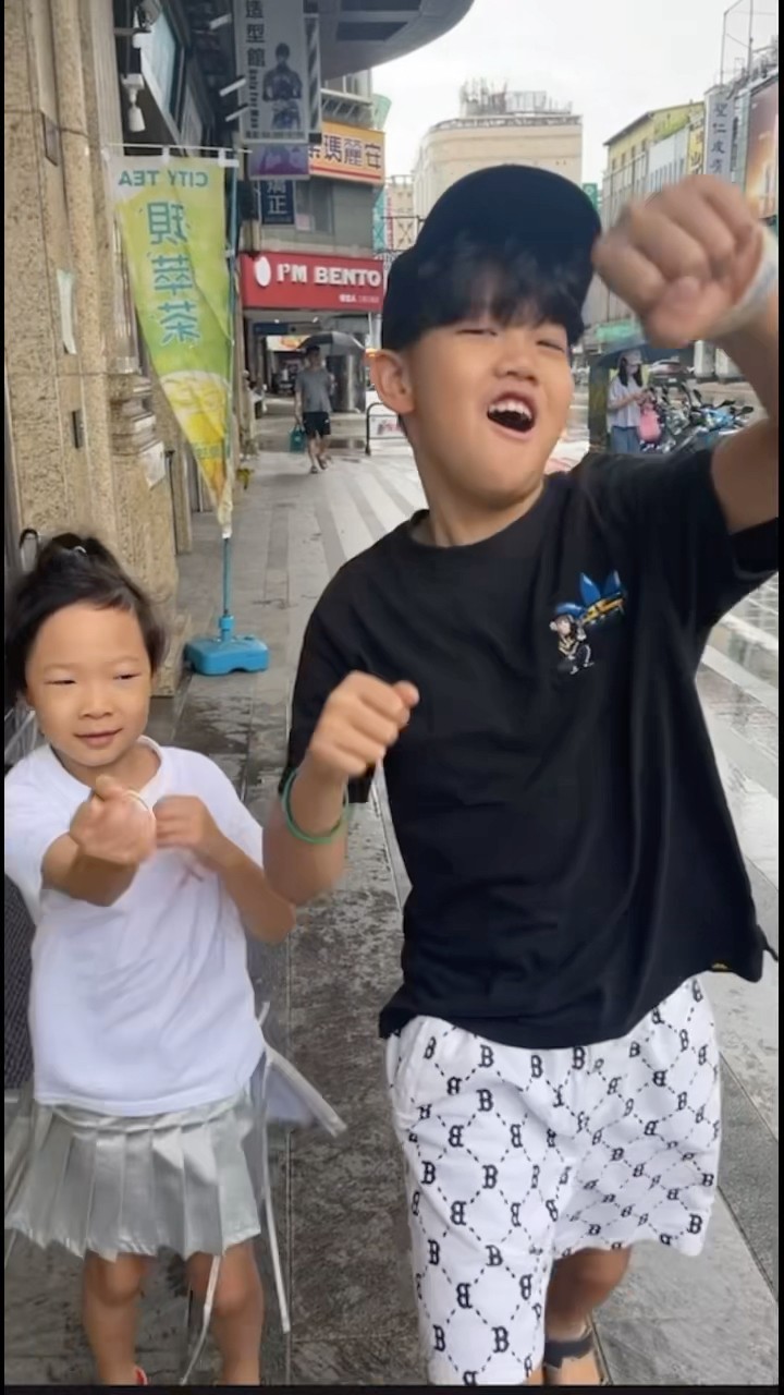 (Golf familyVN)A trai dạy em gái boxing cái kết bất ngờ ? #funny #cute #shorts