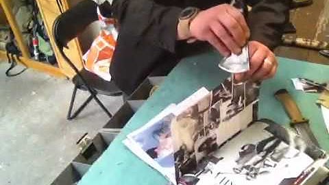 Sharpening the pipe hawk by cold steel