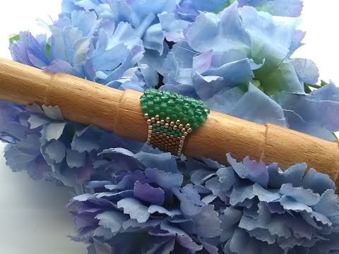 How To: Domed Peyote Ring Tutorial Using Different Sized Beads 
