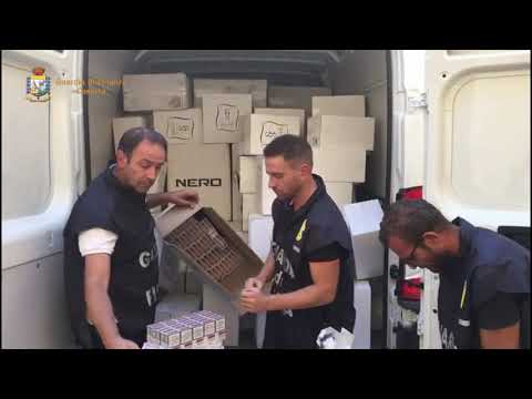 Sigarette di contrabbando tra spumanti e panettoni per Natale due arresti a Caserta