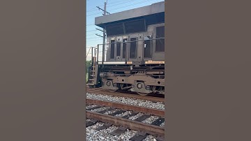 NS ES-40DC #7619 pushes intermodel train hard. #containers