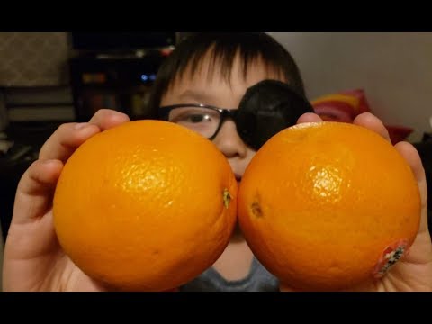 eat-weird🍊orange-fruit?!-🤮-(hairy-orange-food-review)