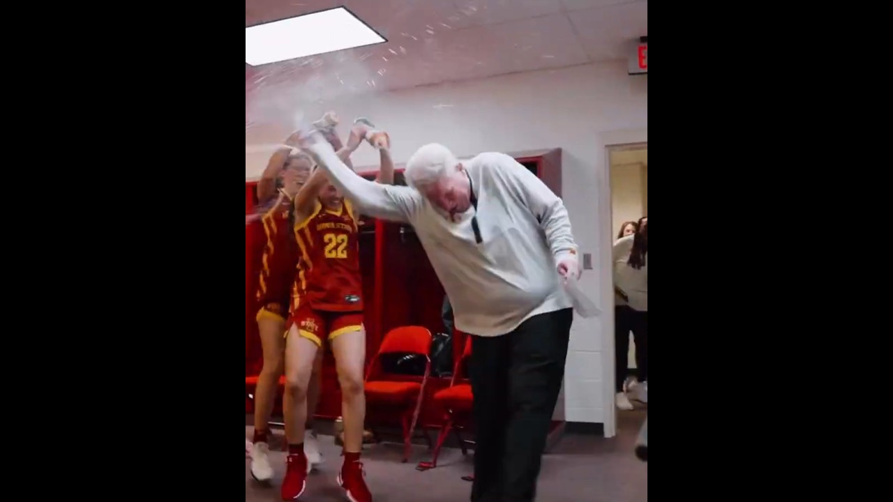 😂 Празднование в раздевалке после победы команды Iowa State Cyclones | женский студенческий баске...