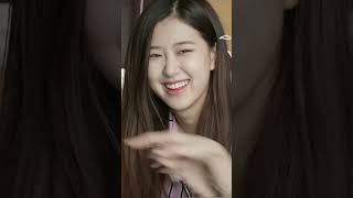 Rosé Without Makeup Resimi